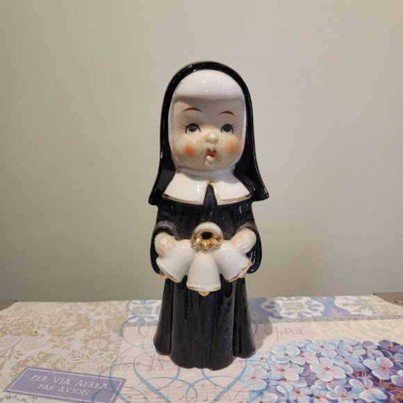 Vintage Nun with Handbells Figurine - Picture 1 of 10
